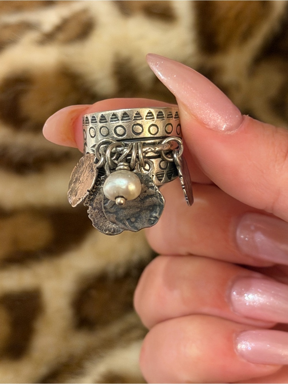 Silpada Silver Charm Band Ring with Pearl Accent size 6